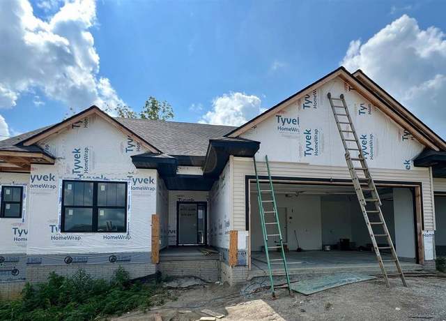Property at 1311 E Gable Way, Tiffin, IA 52340, 5 beds, 3 baths