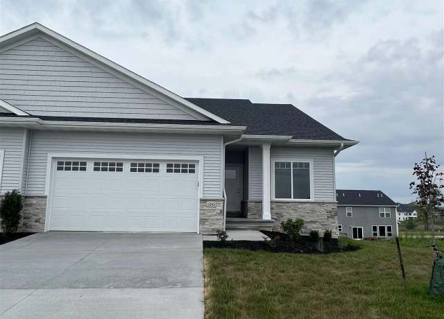 Property at 1299 Berkshire Ln, North Liberty, IA 52317, 4 beds, 3 baths
