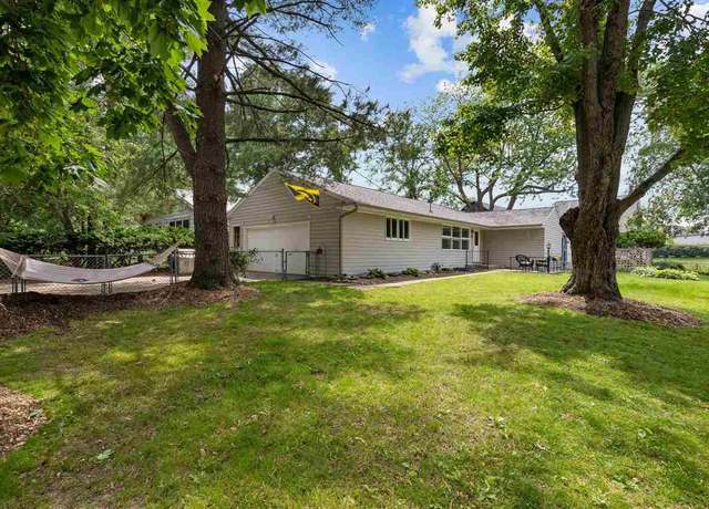 Property at 520 9th Ave, Coralville, IA 52241, 4 beds, 2 baths