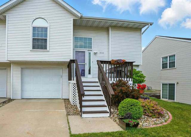 Property at 970 Dry Run Creek Ct, Hiawatha, IA 52233, 3 beds, 2 baths