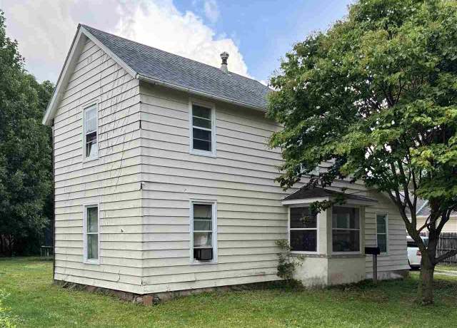 Property at 712 S 2nd Ave, Washington, IA 52353, 3 beds, 1 bath