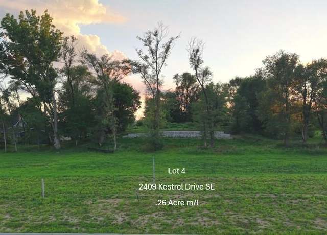 Property at 2409 Kestrel Dr SE, Cedar Rapids, IA 52403