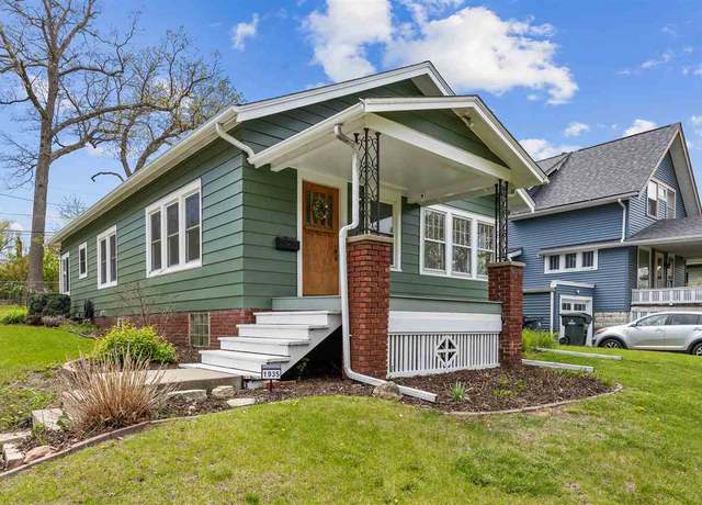Property at 1935 8th Ave Ave SE, Cedar Rapids, IA 52403, 3 beds, 1 bath