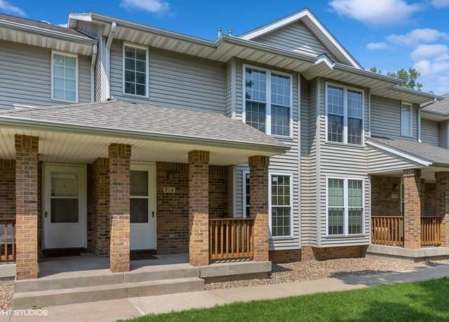 Property at 714 West Side Dr, Iowa City, IA 52246, 2 beds, 1.5 baths