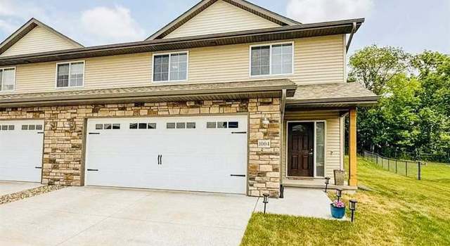 Photo of 1004 Creekside Dr, Tiffin, IA 52340