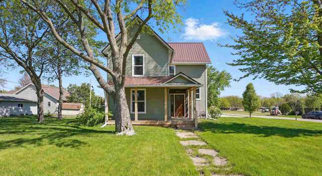 Photo of 1026 E Adams St, Washington, IA 52353