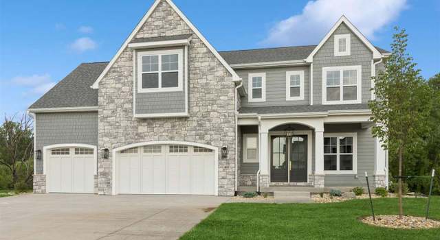 Photo of 403 Macbride Trl, Solon, IA 52333