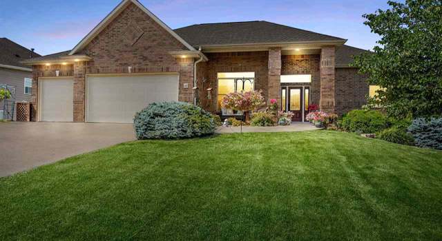 Photo of 55 Auburn East Ln, Coralville, IA 52241