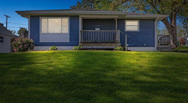 Photo of 1105 Clifton St St NE, Cedar Rapids, IA 52402