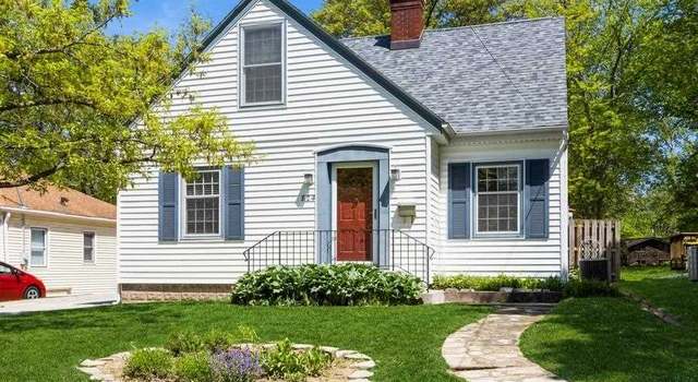 Photo of 824 Rider St, Iowa City, IA 52246