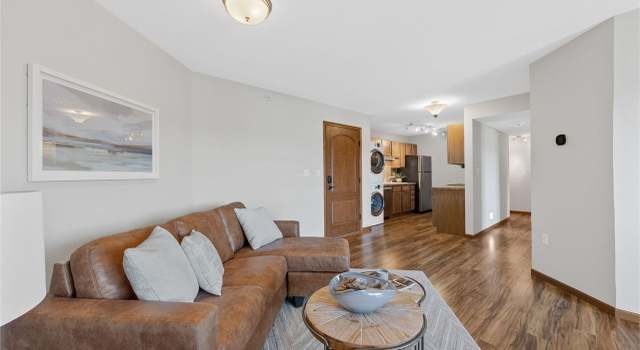 Photo of 332 S Linn St #418, Iowa City, IA 52240