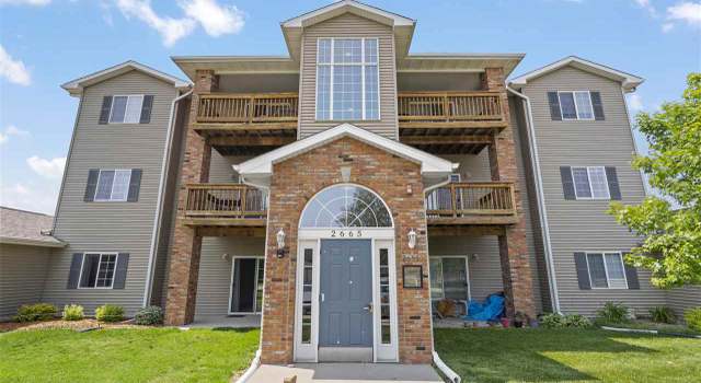 Photo of 2665 Triple Crown Ln #8, Iowa City, IA 52240