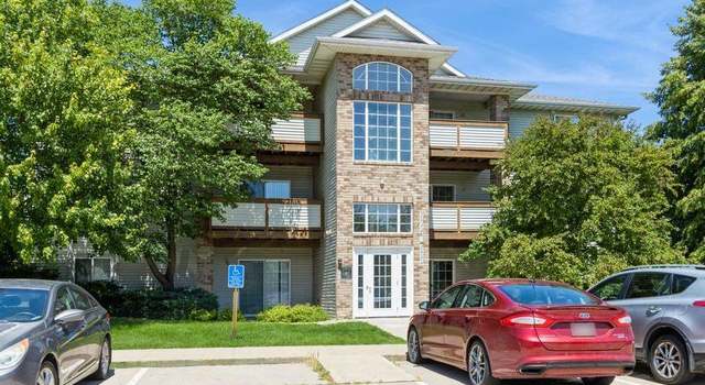 Photo of 2540 Rushmore Dr, Iowa City, IA 52246