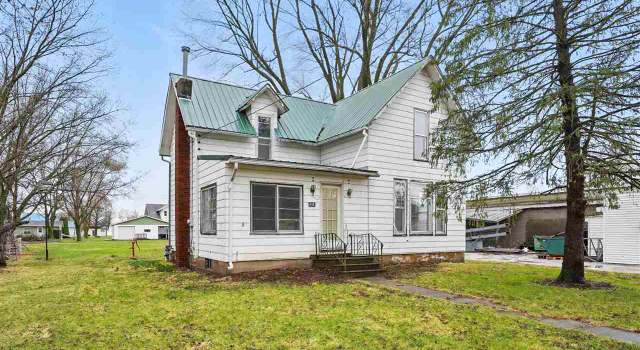 Photo of 211 W Depot St, Wayland, IA 52654