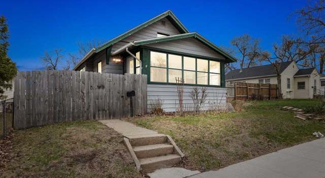 Photo of 849 Center Point Rd NE, Cedar Rapids, IA 52402