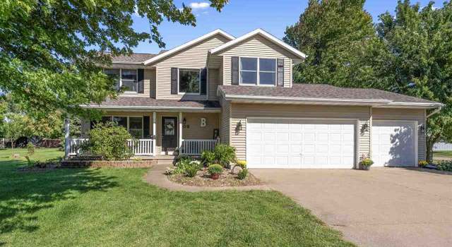 Photo of 102 Summer Pl, Fruitland, IA 52749