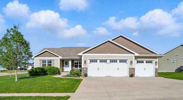 Photo of 700 Cedar Bend Dr, Solon, IA 52333
