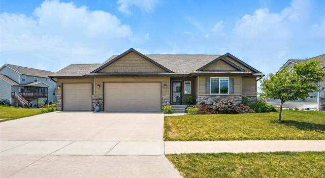 Photo of 445 Anne Blvd, North Liberty, IA 52317