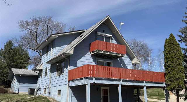 Photo of 1440 E Bloomington St, Iowa City, IA 52245