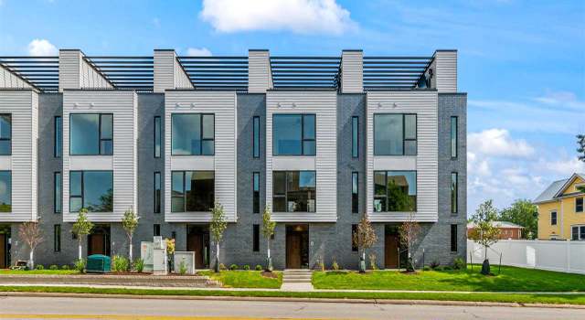 Photo of 14 Lincoln Ave #7, Iowa City, IA 52246