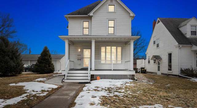 Photo of 1111 Rochester Ave, Iowa City, IA 52245