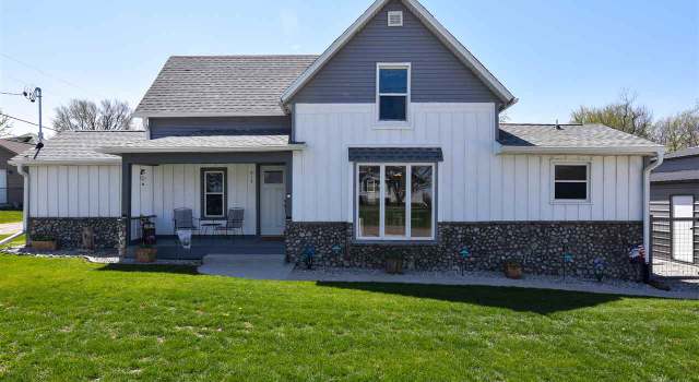 Photo of 517 W Washington St, North English, IA 52316