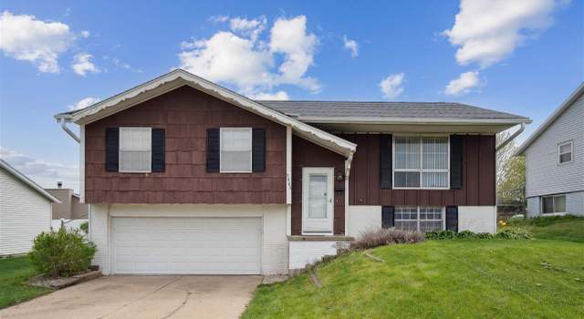 Photo of 5407 Skyline Dr Dr NW, Cedar Rapids, IA 52405
