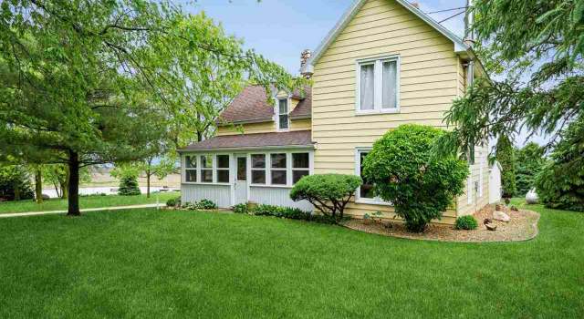 Photo of 3015 Washington Ave, Coggon, IA 52218