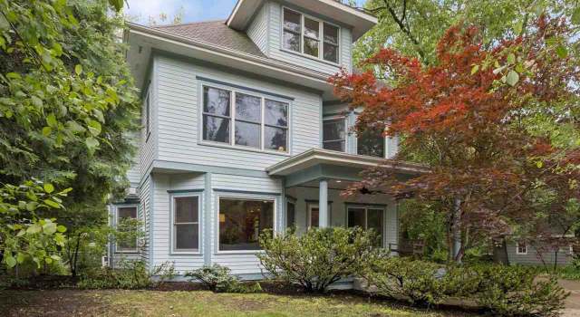 Photo of 216 Magowan Ave, Iowa City, IA 52246