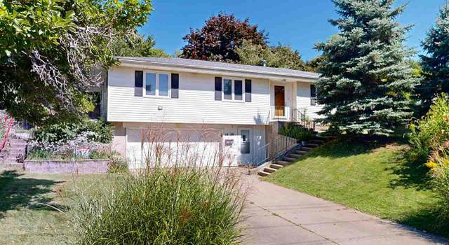Photo of 1426 Rochester Ave, Iowa City, IA 52245