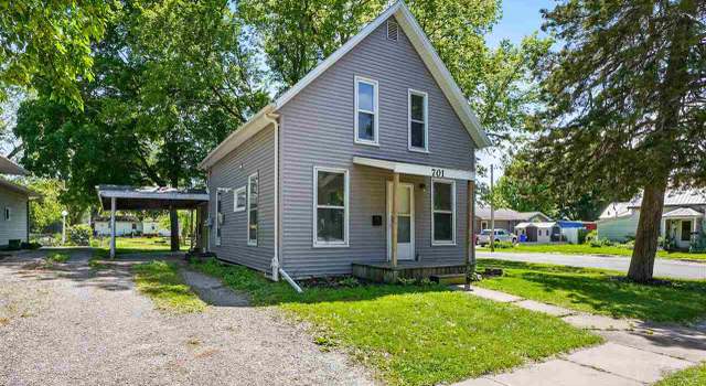 Photo of 701 E Madison St, Washington, IA 52353