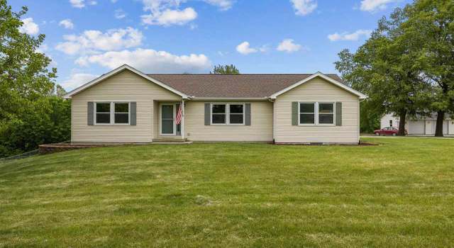 Photo of 2957 170th St, South Amana, IA 52334