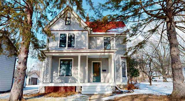 Photo of 728 Fairchild St, Iowa City, IA 52245