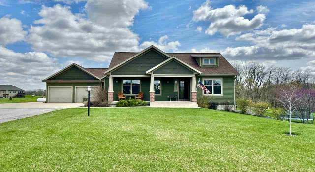 Photo of 1436 Willow Brook Ln, Riverside, IA 52327