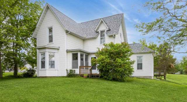 Photo of 128 North St, Oxford, IA 52322
