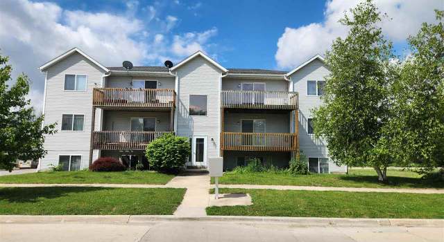 Photo of 405 James Blvd Blvd NW #5, Oxford, IA 52322