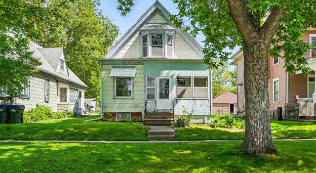 Photo of 314 E Davenport St, Iowa City, IA 52245