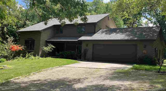 Photo of 3824 County Down Lane Ln NE, North Liberty, IA 52317