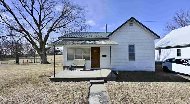Photo of 307 West St, West Chester, IA 52359
