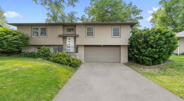 Photo of 315 Westgate St, Iowa City, IA 52246
