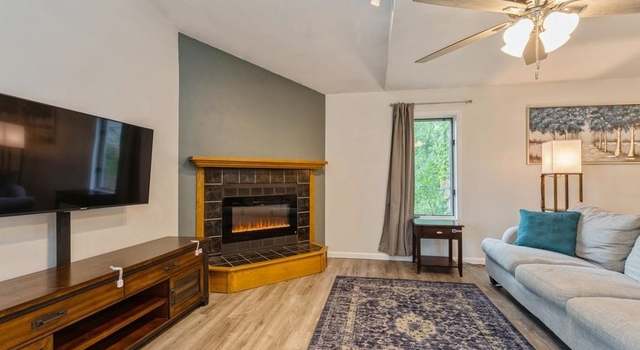 Photo of 1003 N Boston Way, Coralville, IA 52241