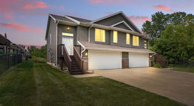 Photo of 448 Rj Dr, Tiffin, IA 52340