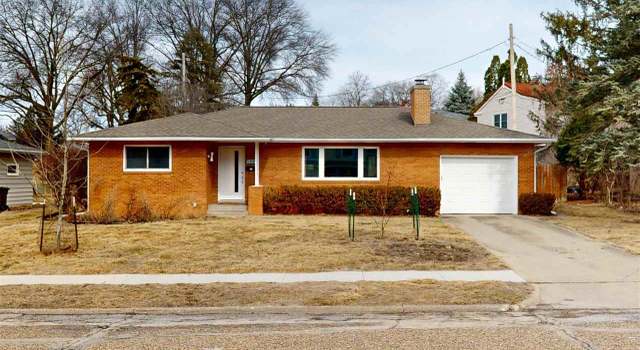 Photo of 1822 Glendale Rd, Iowa City, IA 52245