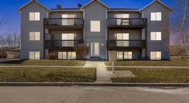 Photo of 405 James Blvd NW #1, Oxford, IA 52322