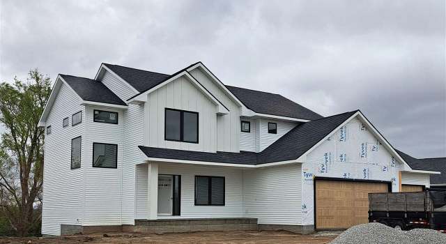 Photo of 616 Cedar Bend Dr, Solon, IA 52333