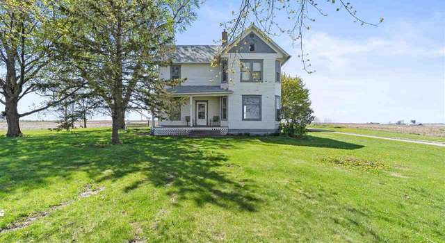 Photo of 5685 SE Wapello Ave, Lone Tree, IA 52755