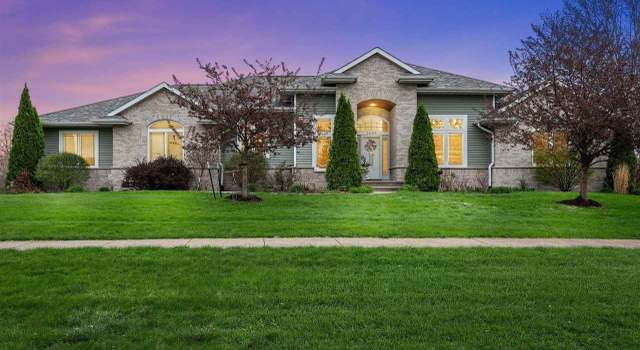Photo of 2809 Sunset Dr, Swisher, IA 52338