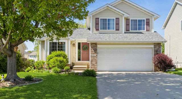 Photo of 1417 Woolridge Dr, Coralville, IA 52241