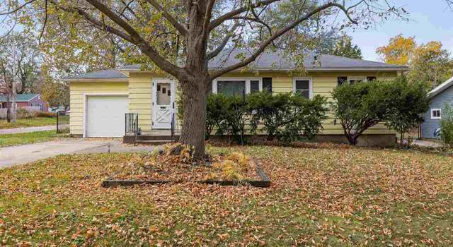 Photo of 1227 Pine St, Iowa City, IA 52240