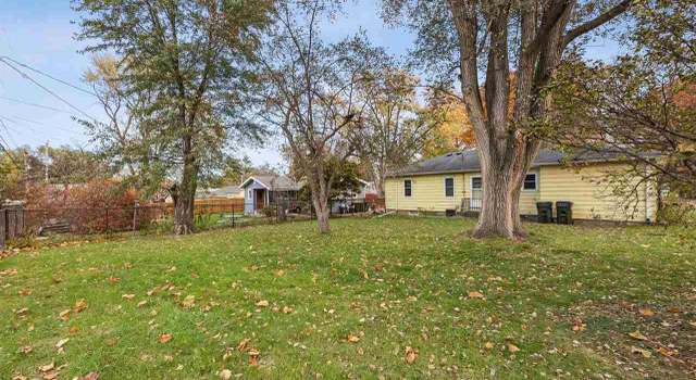 Photo of 1227 Pine St, Iowa City, IA 52240